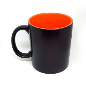 Кружка хамелеон, черная с оранжевой внутренней поверхностью, матовая, 300мл